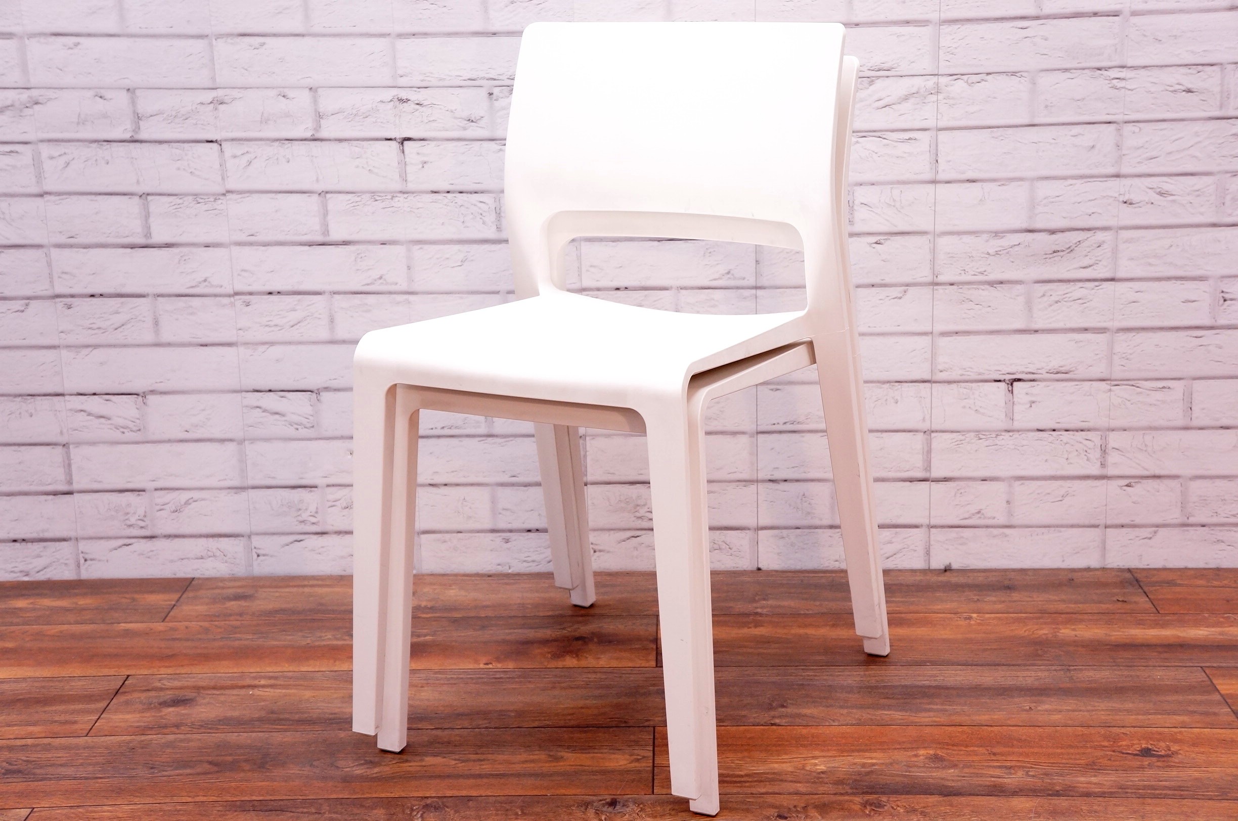 创意家具 - 坐具|餐椅|办公家具|设计师家具|Juno 洽谈椅/培训椅